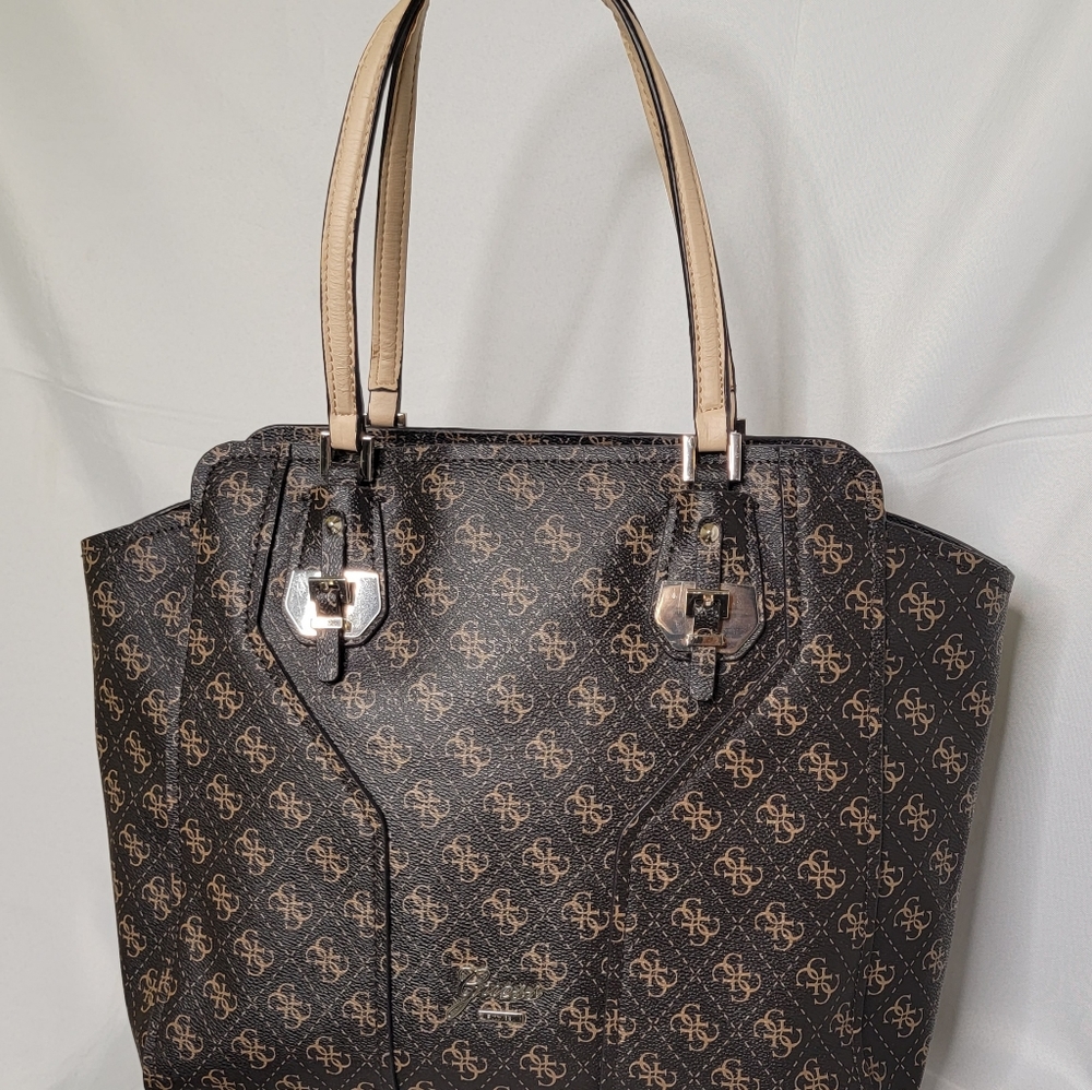 Guess Tote